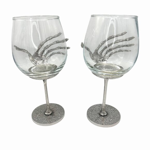 NWT SET OF 2 SKELETON HAND DIMPLED SILVER METAL HALLOWEEN GOTHIC WINE GLASSES - Picture 3 of 4